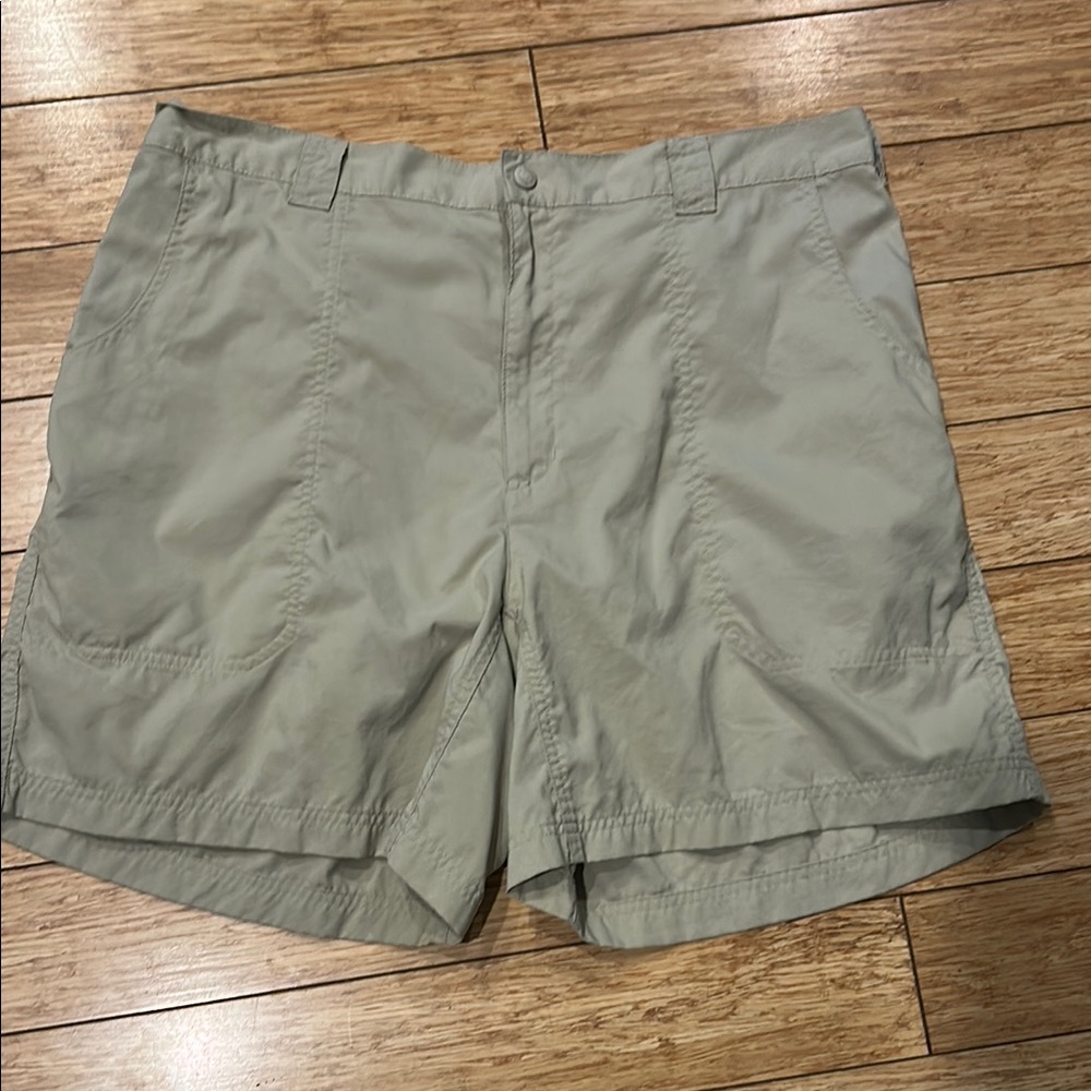 L.L. Bean Men's Gray Nylon Shorts